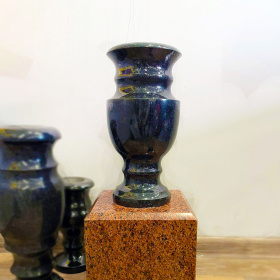 Ваза из гранита 30см ВЗ005