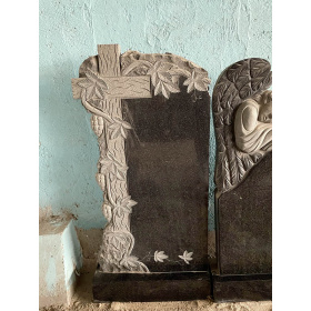 РАСПРОДАЖА 2025 Памятник с высоким крестом и виноградной лозой