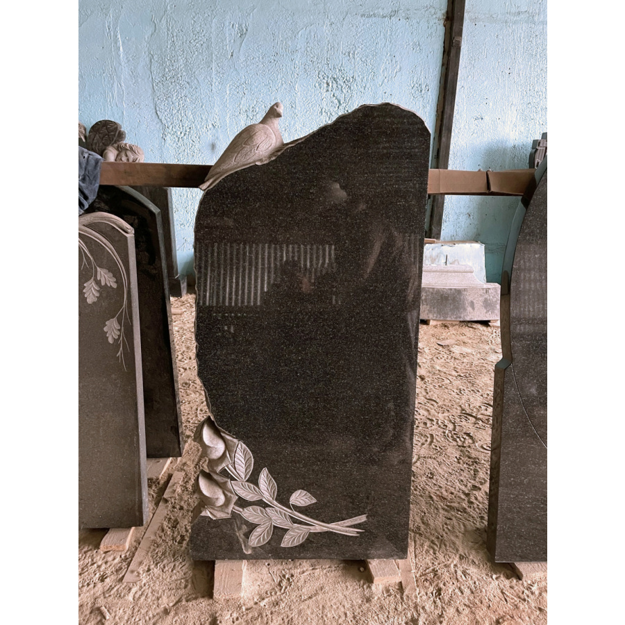 РАСПРОДАЖА 2025 Памятник Розы и голубь фото 1